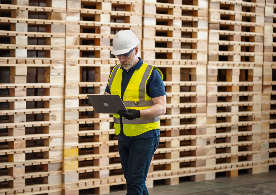 Contrôle qualité de palettes de bois