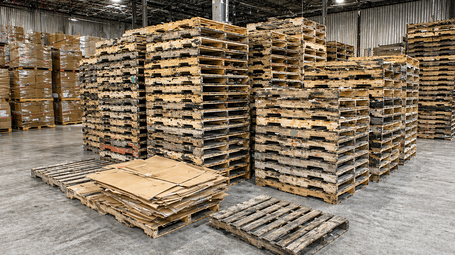 Palettes de bois recyclées et usagées